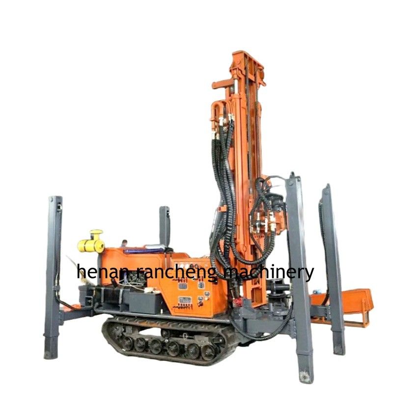 RCF800C মাল্টি ফাংশনাল ড্রিলিং রিগ 800 মিটার গভীরতা হাইড্রোলিক ড্রিলিং রিগ 154KW কামিন্স ইঞ্জিন সহ