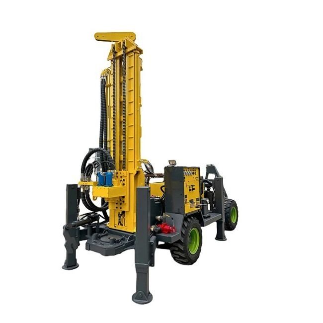 RCF220W হুইল টাইপ ট্রেলার ডিটিএইচ ওয়াটার ওয়েল ড্রিলিং রিগ 65KW ইঞ্জিন দ্বারা চালিত