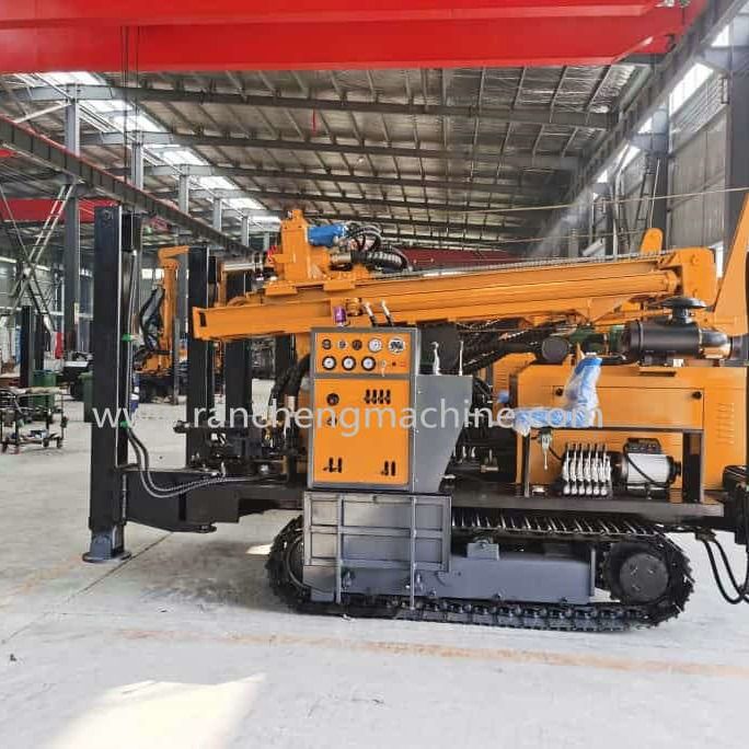 সব ধরনের মাটিতে ৮০০ মিটার গভীরতা পর্যন্ত পানি খনির ড্রিলিং মেশিন ১৫৪ কিলোওয়াট কামিন্স