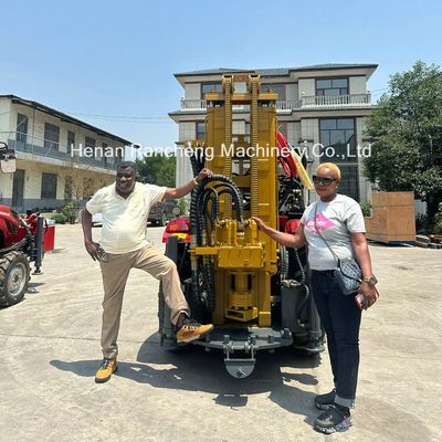 200 মিটার হাইড্রোলিক ওয়াটার ওয়েল ড্রিলিং মেশিন 40 এইচপি ট্র্যাক্টর হর্স পাওয়ার সহ